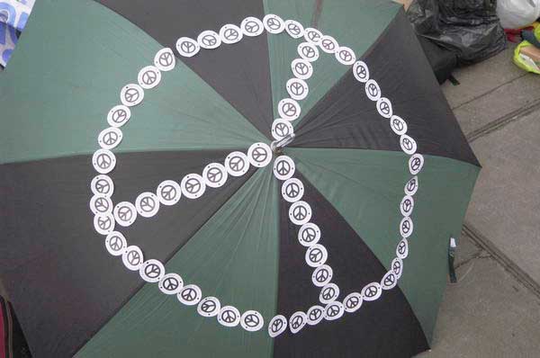 Picture &copy; Peter Marshall, 2004