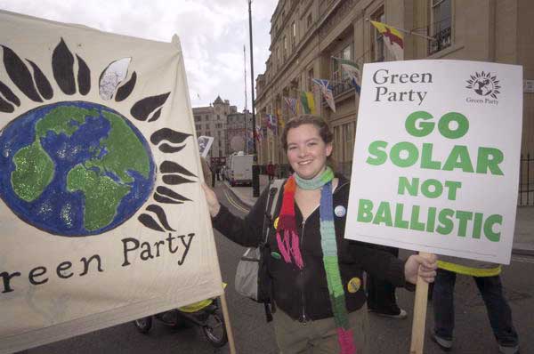 Picture &copy; Peter Marshall, 2004