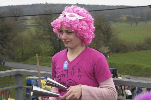 Picture &copy; Peter Marshall, 2004