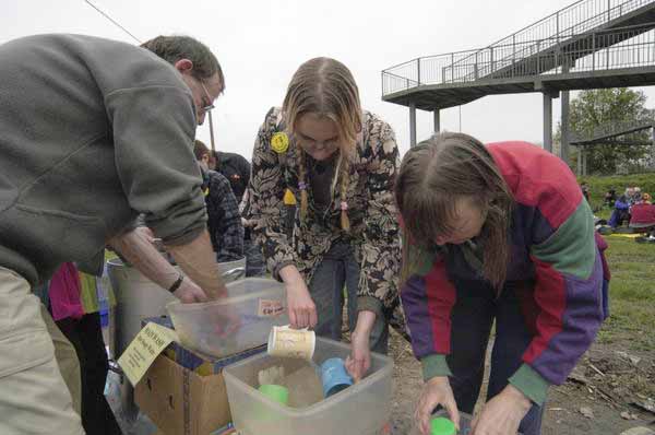 Picture &copy; Peter Marshall, 2004