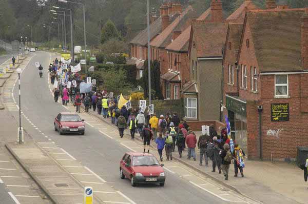 Picture &copy; Peter Marshall, 2004