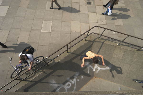 Picture &copy; Peter Marshall, 2004