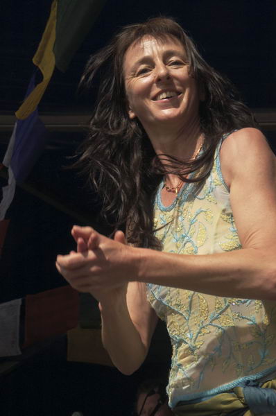 Picture &copy; Peter Marshall, 2004