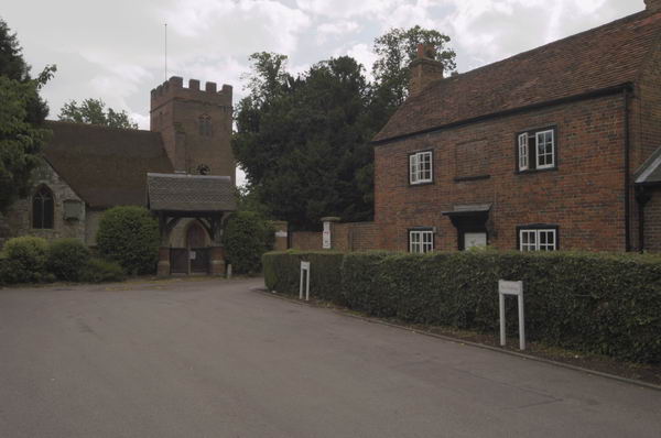 Picture &copy; Peter Marshall, 2004