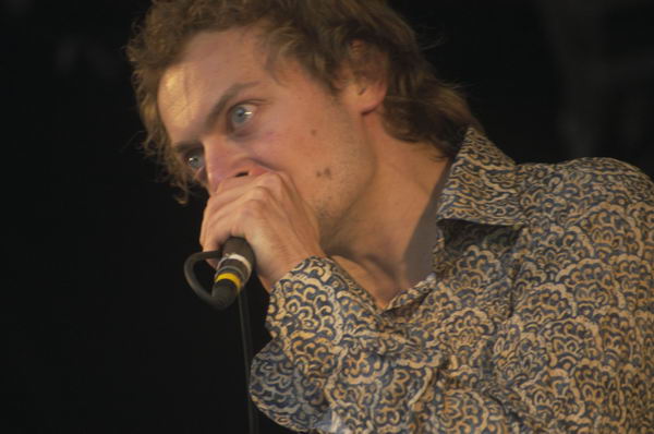 Picture &copy; Peter Marshall, 2004