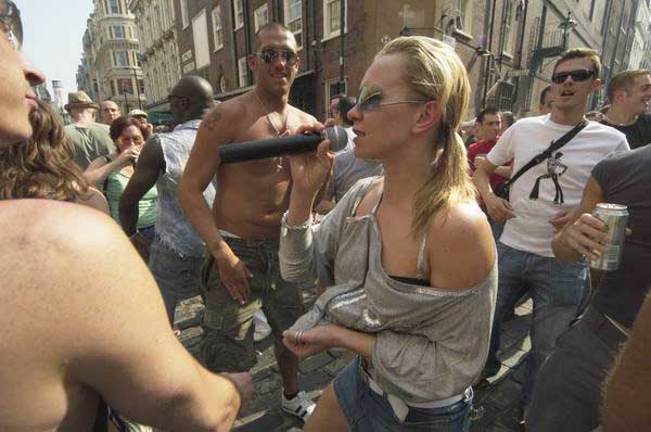 Picture &copy; Peter Marshall, 2004