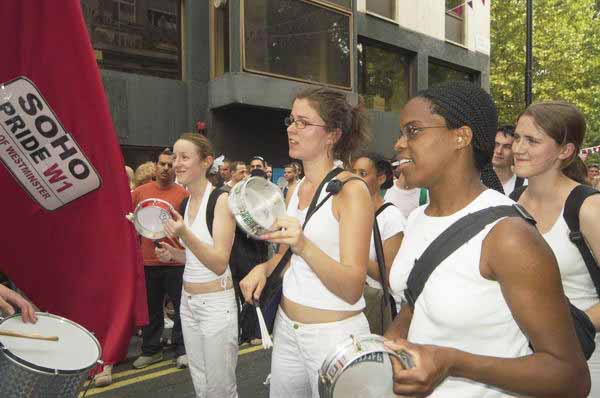 Picture &copy; Peter Marshall, 2004