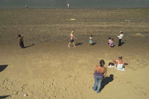 Picture &copy; Peter Marshall, 2004