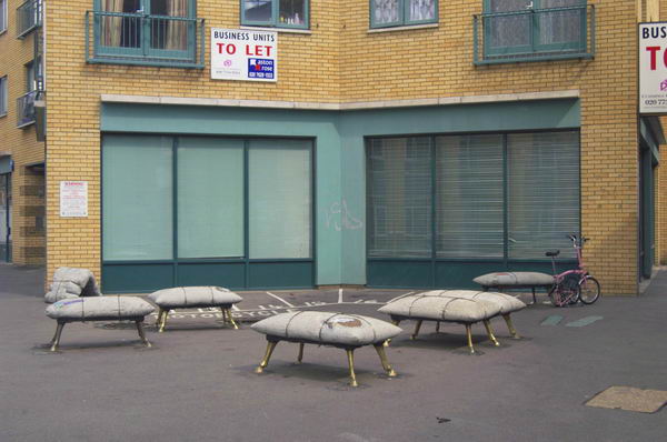 Picture &copy; Peter Marshall, 2004