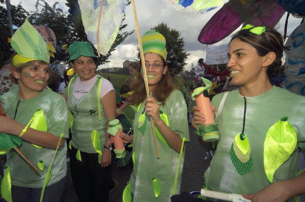 Picture &copy; Peter Marshall, 2004