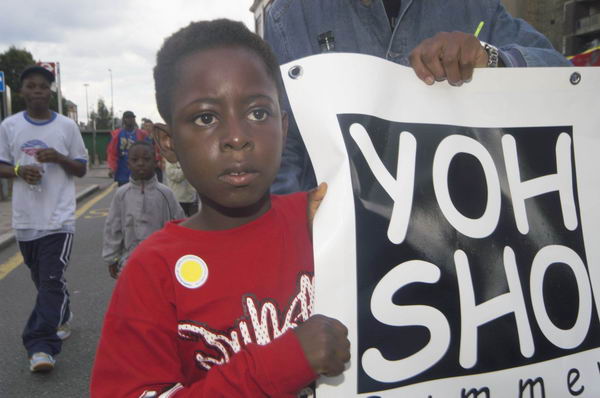 Picture &copy; Peter Marshall, 2004