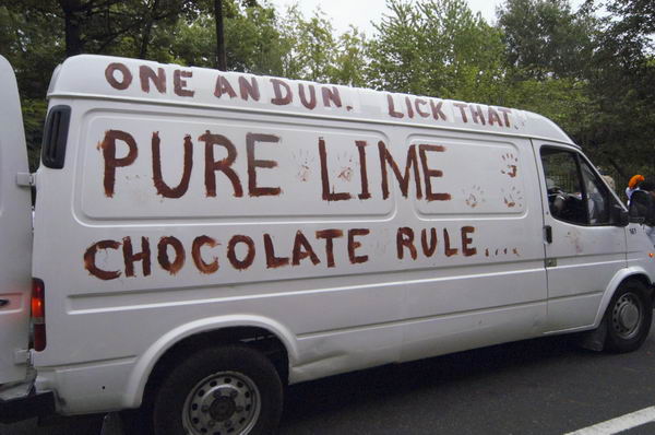 Picture &copy; Peter Marshall, 2004