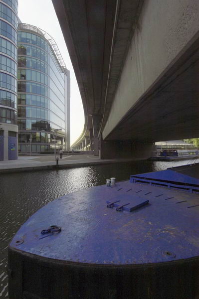 Picture &copy; Peter Marshall, 2004