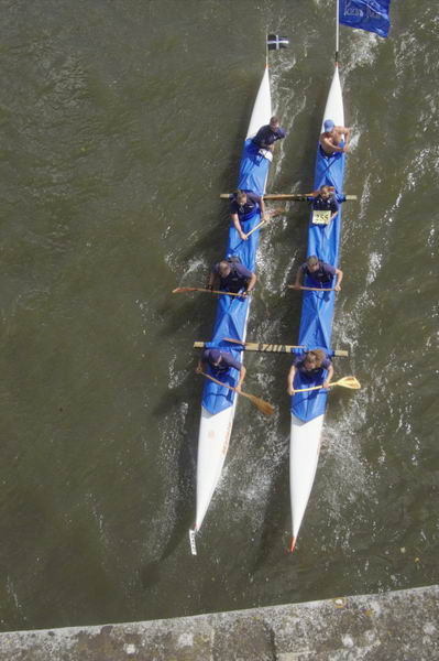 Picture &copy; Peter Marshall, 2004