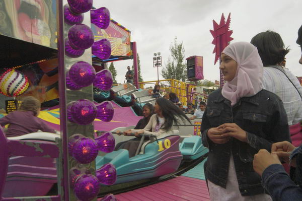 Picture &copy; Peter Marshall, 2004