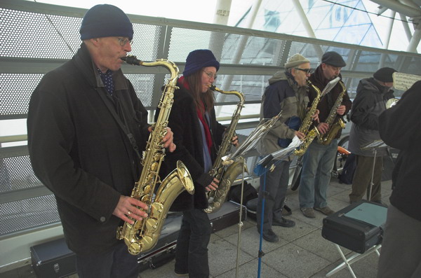 &copy; 2005, Peter Marshall