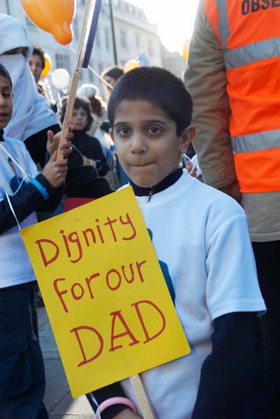 (C) 2006, Peter Marshall. Protest against detentions at Guantanamo Bay