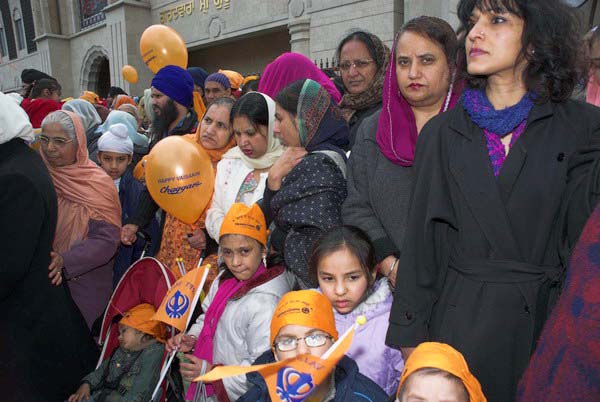 Sikhs celebrate Vaisakhi in Southall &copy; 2006, Peter Marshall