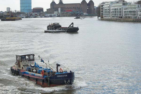 Vauxhall to Battersea &copy; 2006, Peter Marshall