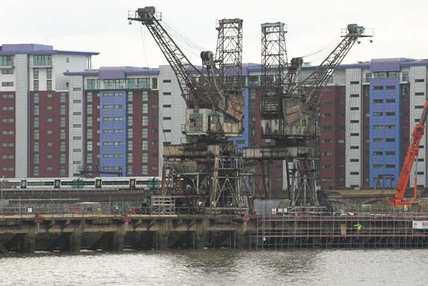 Vauxhall to Battersea &copy; 2006, Peter Marshall