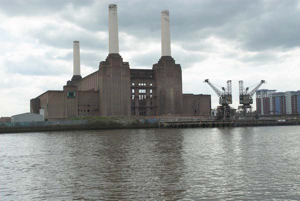 Vauxhall to Battersea &copy; 2006, Peter Marshall