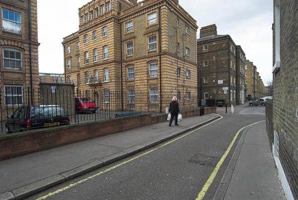 Vauxhall to Battersea (C) 2006, Peter Marshall