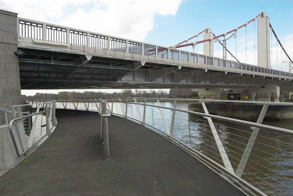 Vauxhall to Battersea &copy; 2006, Peter Marshall