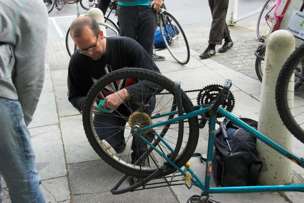 Critical Mass, London &copy; 2006, Peter Marshall