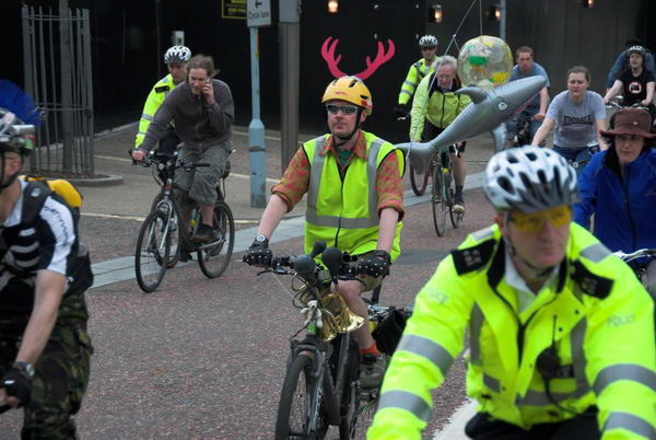 Critical Mass, London &copy; 2006, Peter Marshall