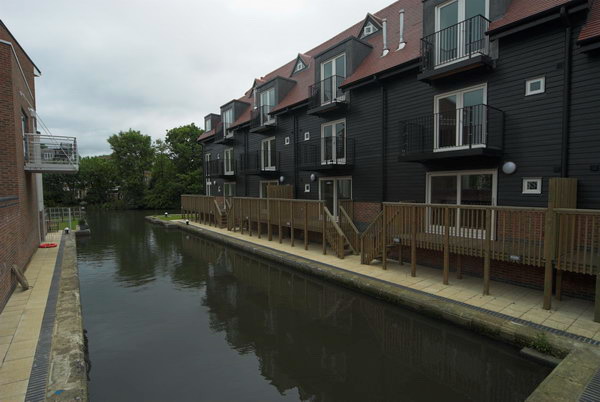 Brentford &copy; 2006, Peter Marshall