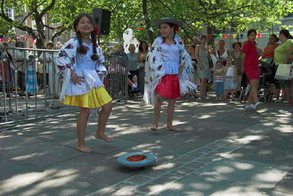 Queen Square Fair &copy; 2006, Peter Marshall