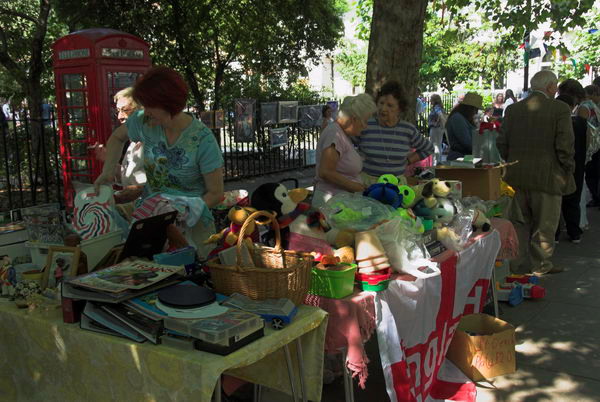 Queen Square Fair &copy; 2006, Peter Marshall