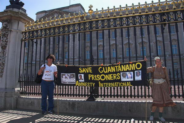 Shut Guantanamo Now &copy; 2006, Peter Marshall