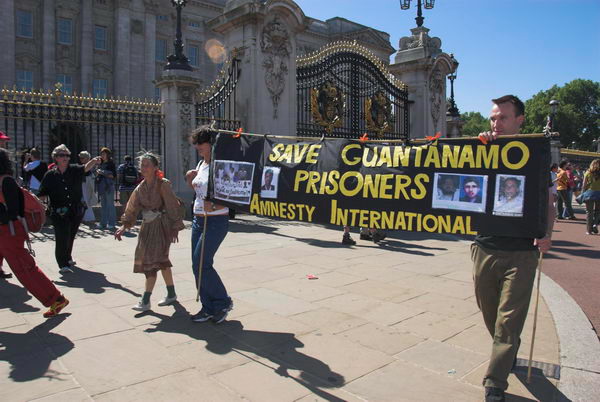 Shut Guantanamo Now &copy; 2006, Peter Marshall