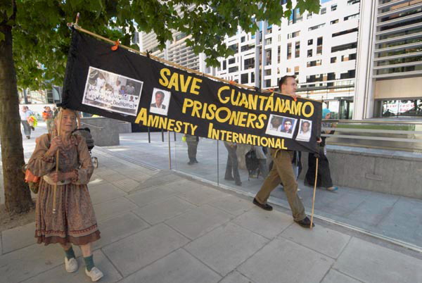 Shut Guantanamo Now &copy; 2006, Peter Marshall