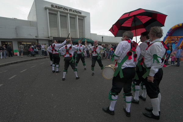 Surbiton Festival (C) Peter Marshall, 2006