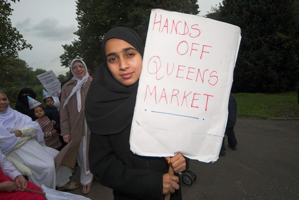 Save Queen's Market &copy; Peter Marshall, 2006