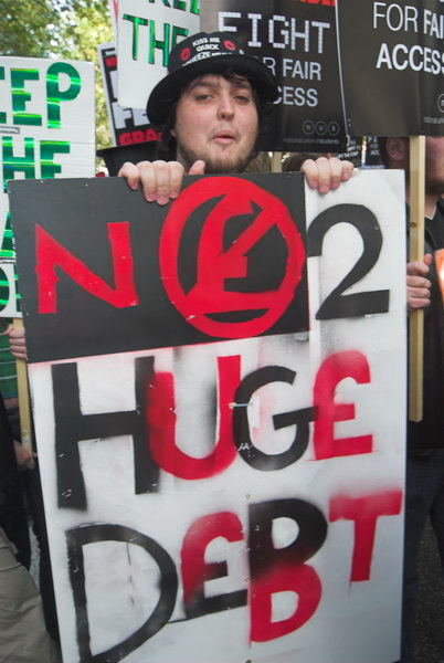 NUS Scrap Fees March &copy; Peter Marshall, 2006