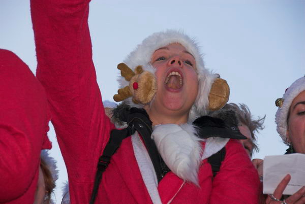 Santacon &copy; Peter Marshall, 2006
