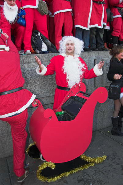 Santacon &copy; Peter Marshall, 2006