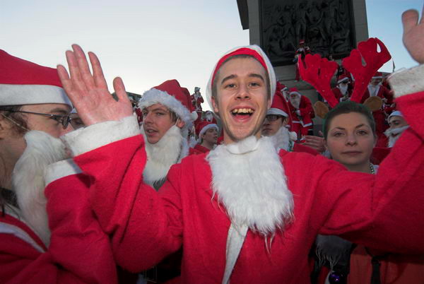 Santacon &copy; Peter Marshall, 2006