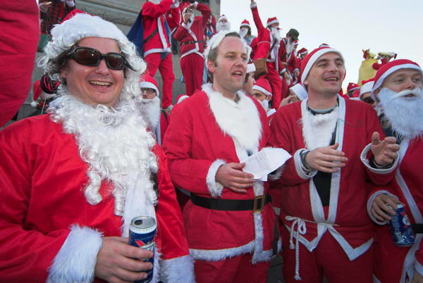 Santacon &copy; Peter Marshall, 2006