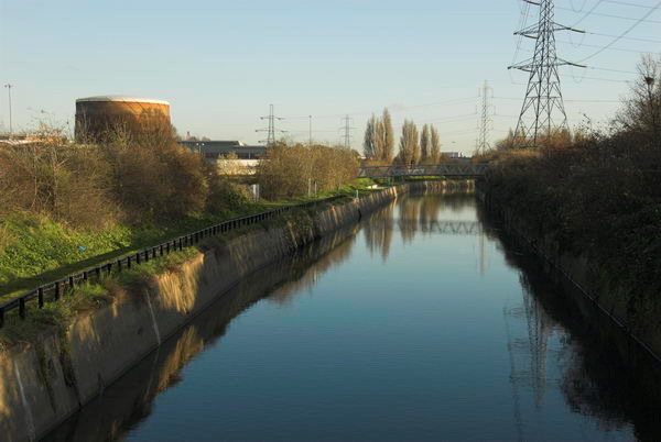 Leyton &copy; Peter Marshall, 2006