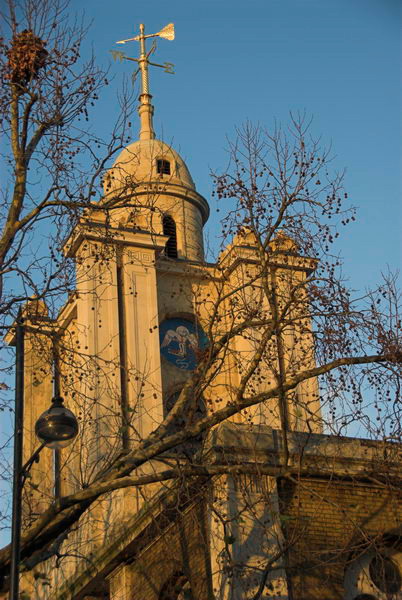 Around Bethnal Green (C) Peter Marshall, 2006