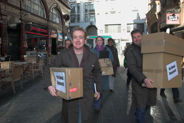 No Sweat and Burberry workers protest factory closure &copy; 2007, Peter Marshall