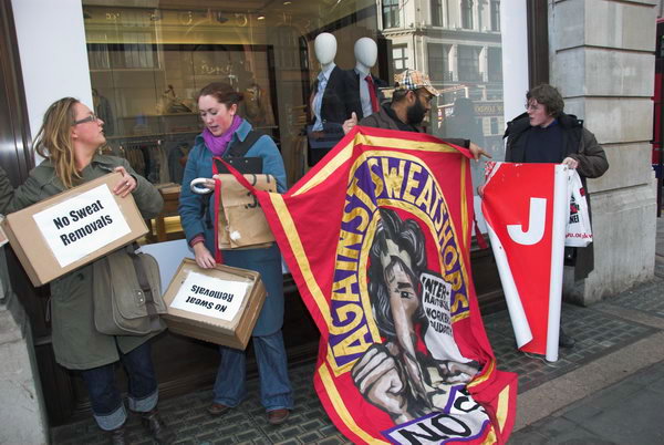 No Sweat and Burberry workers protest factory closure &copy; 2007, Peter Marshall