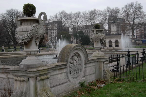 Italian Gardens, Kensington Gardens &copy; 2007, Peter Marshall