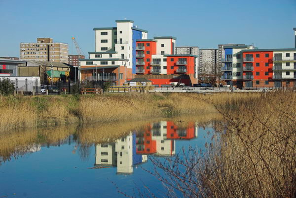 Barking &copy; 2007, Peter Marshall