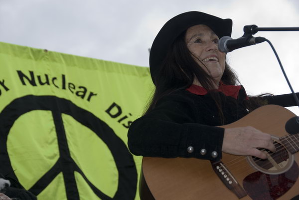 Stop Trident, Troops out of Iraq &copy; 2007, Peter Marshall