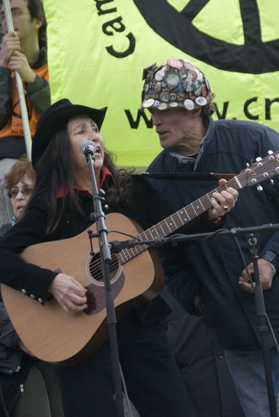 Stop Trident, Troops out of Iraq &copy; 2007, Peter Marshall